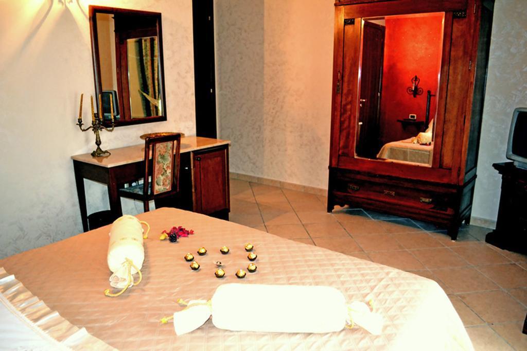 Hotel Gangi เปียซซา อาร์เมรีนา ภายนอก รูปภาพ