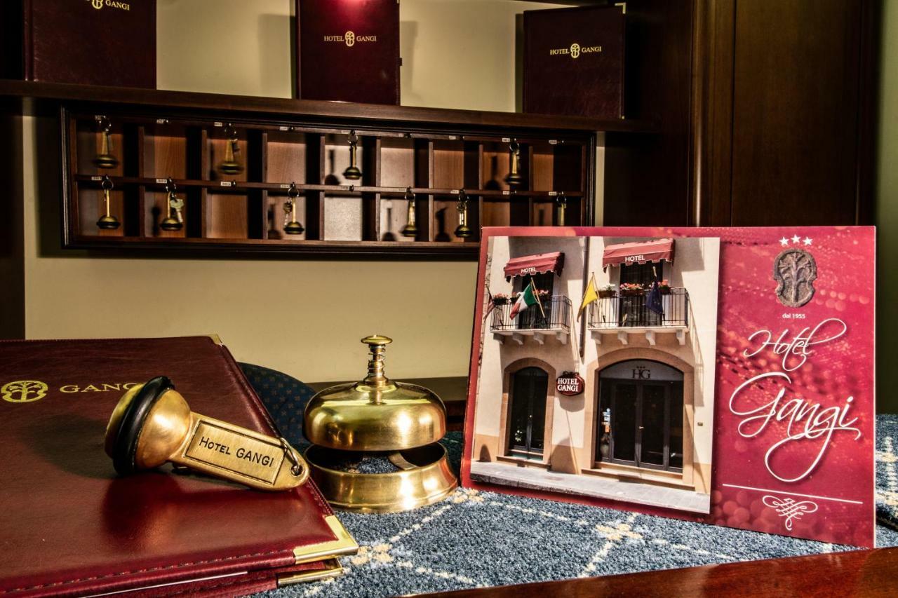 Hotel Gangi เปียซซา อาร์เมรีนา ภายนอก รูปภาพ