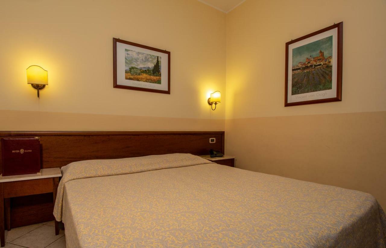 Hotel Gangi เปียซซา อาร์เมรีนา ภายนอก รูปภาพ
